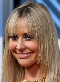 This year, long layered hair with bangs is among women's favorites, and you should try it too. 50 Hairstyles For Long Straight Hair