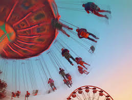 Il n'en avait pas fallu plus pour que la nacelle transportant les deux hommes ne s'écrase à grande vitesse contre le sol. Les Plus Belles Fetes Foraines De France Le Top Pour Les Familles Citizenkid