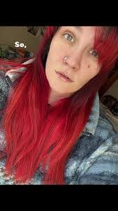 Beth Faust's Instagram, Twitter & Facebook