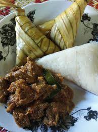 Cara tradisional untuk membalut ketupat palas disclaimer : Tutorial Mudah Balut Masak Ketupat Palas Waktu Kukus Lapik Daun Pandan Mingguan Wanita