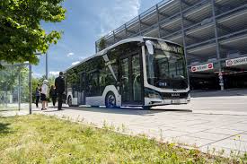 Cops said the dead man was a passenger inside the nissan maxima that collided with the stopped bus in front of 2085 bartow ave. First Electric Bus Order For Man Transport Company Verkehrsbetriebe Hamburg Holstein Is Counting On The Lion S City E