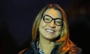 Em protesto contra transferência, Haddad e Gleisi dizem que Lula não é  preso comum