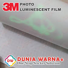 Merek kertas sticker yang paling banyak digunakan oleh para pengusaha digital printing adalah merek ritrama dan politape. 3m Vp1587 30 Glow In The Dark Sticker Dunia Warna Stiker