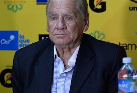 El adios a Jaime Bowen, expresidente de Aucas