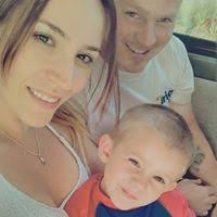 Landscaping with Fruit: Strawberry ground covers, blueberry hedges, grape  arbors, and 39 other luscious fruits to make your yard an edible paradise.  by Lee Reich