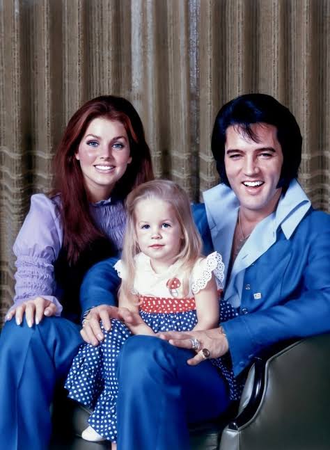ELVIS PRESLEY AND PRISCILLA LOVE HISTORY