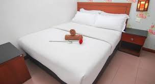 The universal appeal of good cheap eats, fresh vegetables. Rose Cottage Hotel Taman Daya Johor Bahru Best Price Guarantee Mobile Bookings Live Chat