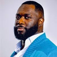 Emily Basnight's Instagram, Twitter & Facebook