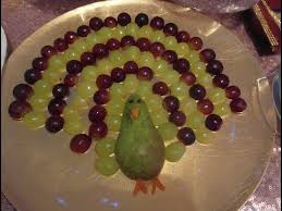 Art In Banana Peacock Banana Art Fruit Carving Party Garnishing Food Decoration By Italypaul Fruit Carving Fruit And Vegetable Carving Fruit Animals
