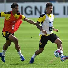 Beide trugen 1872 das erste länderspiel aus. Europameisterschaft Jadon Sancho Und Jude Bellingham Im England Kader