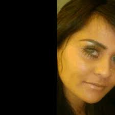 Robyn Newman (@bobbylicks)