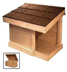 We have a shelter and feeding station maintenance committee that no one has joined yet, joining would just entail thanks to acs and feral cat condo project volunteers who helped create these amazing cat condos! Ark Workshop Outdoor Cat Feeding Shelter House Home For Ferals Pets Medium Rs Cat Feeding Station Cat Feeding Cat Shelter