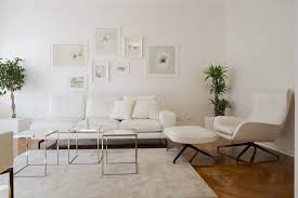 Die reinste farbe ist weiß, verbunden oft mit unschuld, güte und vollkommenheit. 10 Gestaltungsideen Fur Die Weissen Wande Im Wohnzimmer