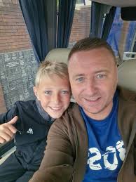 Asking for my dad sorry- very sorry it's not a Disney post! Does anyone  know where is showing tonight's Everton game please? 😅