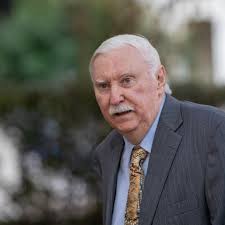 Ashton Ryan takes stand in First NBC Bank fraud trial