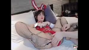 Korean crossdresser in bunny suit - XNXX.COM