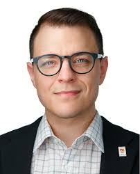 Bryan Mounce's Instagram, Twitter & Facebook