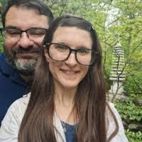 Beverly Roop's Instagram, Twitter & Facebook