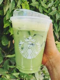 Starbucks Iced Matcha Green Tea Lattes Were Made For Sunny Spring Days Sbuxtaylor Ig Facebook