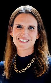 Book Elaine Canty for your Event