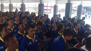 Jones mulai menggunakan narkoba dan minum alkohol. 500 Napi Di Aceh Jalani Program Rehabilitasi Narkoba