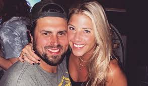 Tess Grampp and Aaron Albee's Wedding Website