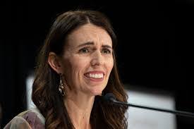 Jacinda Adams's Instagram, Twitter & Facebook