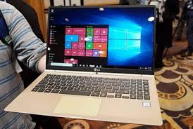 Beli monitor pc lg online berkualitas dengan harga murah terbaru 2021 di tokopedia! Laptop Lg Gram 15 Lebih Ringan Dibanding Macbook Air Spesifikasi Dan Harga Handphone Terbaru Di Indonesia Gizmo Je Jo