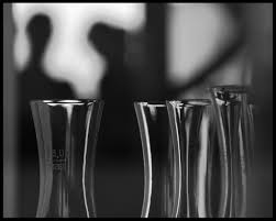 Check spelling or type a new query. Wallpaper Hitam Dan Putih Hidup Masih Fotografi Fotografi Monokrom Botol Kaca Satu Warna Gelas Gelas Yg Bertangkai Product Design Drinkware Barware Sampanye Gelas Tangkai Gelas Anggur Barang Pecah Belah Gelas Wiski Cair