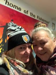 Don't think there's much chance but 🤔 On the way to the Barley Mow from  the bonfire last night I lost my little lads favourite black Manchester  United bobble hat. If anyone