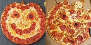 Sprinkled with classic italian seasoning for an extra dash of flavor. Papa John S Jack O Lantern Pizzas Don T Come Looking Like They Do In The Ads
