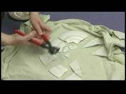 Making Hand Mirrors Breaking Plates For A Mosaic Mirror Mosaic Crafts Mosaic Mosaic Pieces