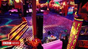 Die goldenen zeiten des kitkat berlin sind allerdings schon lange vorbei. Bacterial Meningitis Scare In Berlin Kitkat Sex Club Bbc News