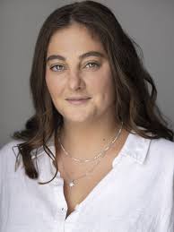 Francesca Browne's Instagram, Twitter & Facebook