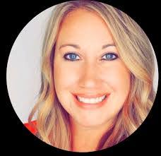 Kelli Cain's Instagram, Twitter & Facebook