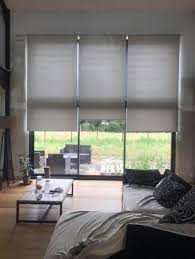 Stores enrouleur, bateau ou encore stores californiens habillent vos baies vitrées et occultent la lumière. Comment Habiller Une Baie Vitree