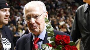 Memorial held for iconic Trail Blazers broadcaster Bill Schonely