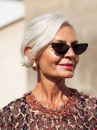 Image result for frisuren kurze haare farbe