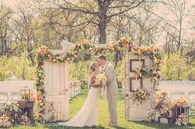 Jorgensen Farms Wedding Columbus Ohio Wedding Florist Wedding Venues Ohio Wedding Venues Farm Wedding