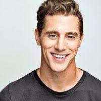 Andrew Ettinger's Instagram, Twitter & Facebook