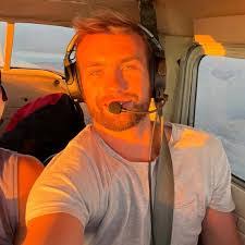 Scott Gohman's Instagram, Twitter & Facebook