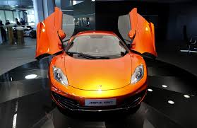 McLaren to Sell Its Supercars in India's Price-Sensitive Market - Bloomberg
