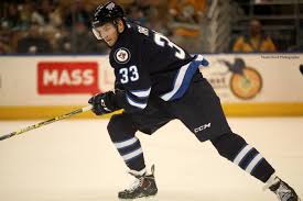 Winnipegiin puolestaan siirtyy halpa puolustaja simon bourque. Joel Armia 40 Collegehockeyplayers