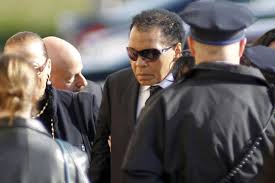 It is more than just a boxing film, it is the story of a son's love and admiration for his father, it's about community and the black. Joe Frazier Funeral Provides Final Salute To Boxing Legend Csmonitor Com