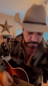 Ricky Espinoza (@rickyespinozamusic) • Instagram photos and videos