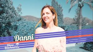 Zonamaeee porn vids we met in the hotel lobby and visited