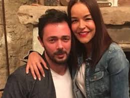 Zeynep selimoğlu etiketi ile ilgili haber, galeri ve video içerikleri. Bengu Den Yeni Ask Ilani Sarmasik Haberleri