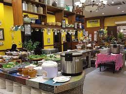 Bagi yang ingin sarapan pagi, makan tengahari buffet atau makan malam dengan selera orang melayu dengan pelbagai pilihan menu makanan, apa kata anda ke restoran rebung yang dimiliki oleh chef selebriti terkenal tanahair, dato' chef ismail. Restoran Rebung Chef Ismail Kuala Lumpur Menu Preise Restaurant Bewertungen Tripadvisor