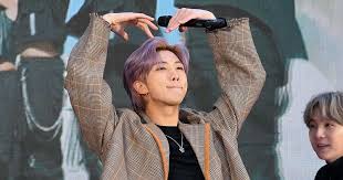 Green hair dye shampoo prank on girlfriend ruins her hair. Is Bts Joon Pranking His Fans Internet Spots Pink Dye After Rapper Says He Won T Bring Back Pink Hair Meaww