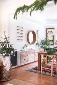 The easy way to declutter holiday decorations. Simple Christmas Decor Place Of My Taste